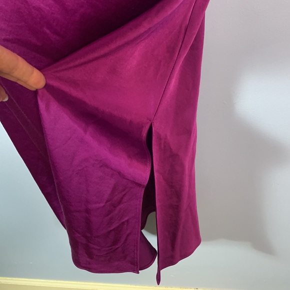 Express red purple satin slip dress cowl neck spaghetti strap diagonal size s - Picture 4 of 10